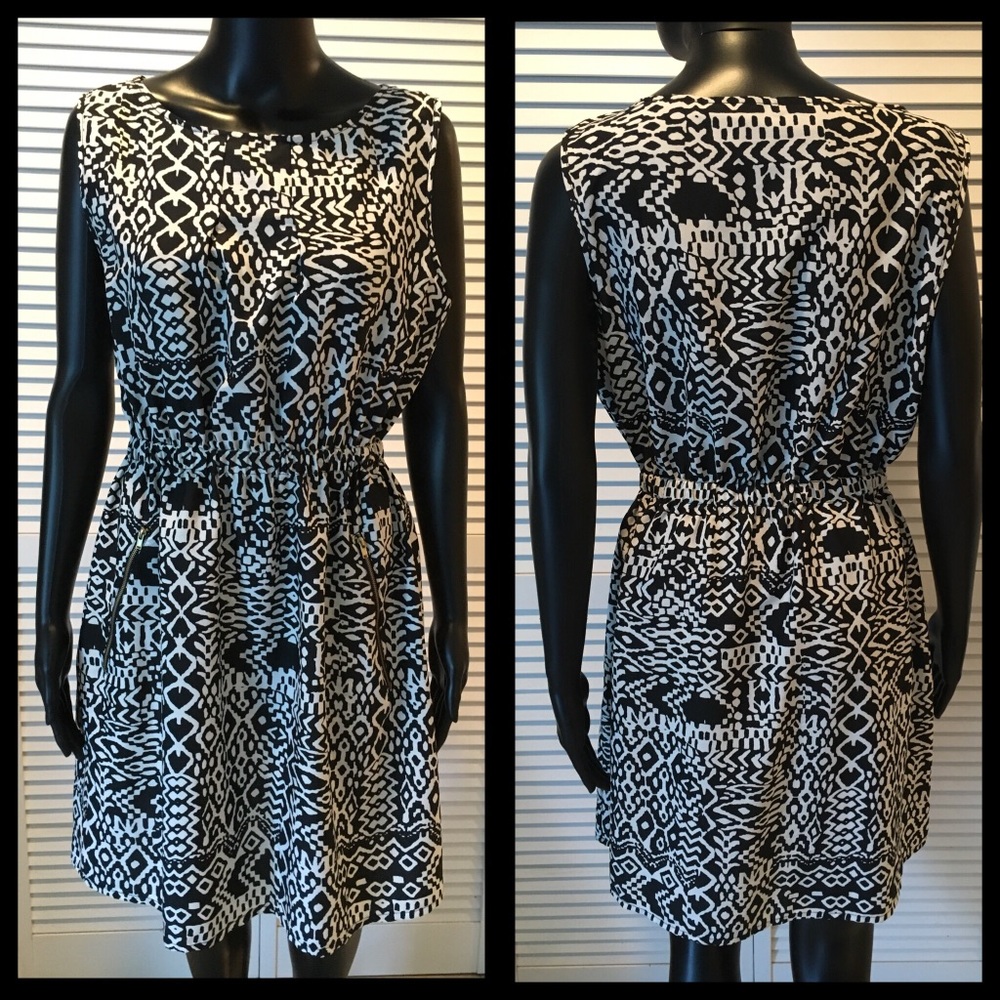 New Black & White Print Dress